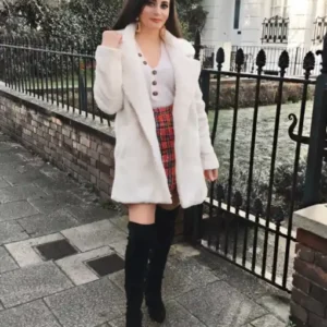 Christmas Special White Coat4