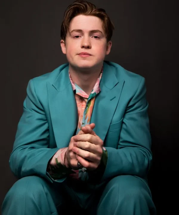 kit-connor-green-suit