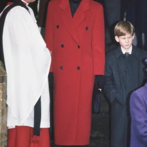 princess diana red coat christmas