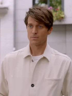 Gabriel Emily in Paris S03 All White Jacket