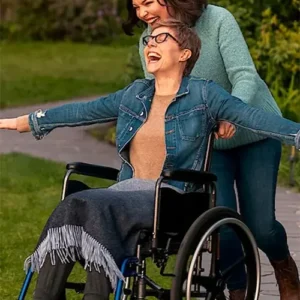 Kate Mularkey Firefly Lane S02 EP 16 Blue Denim Jacket