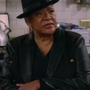 Marsha-Warfield-The-Upshaws-S04-Black-Leather-Crop-Blazer