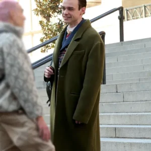 Max Wolf Gossip Girl S02 Thomas Doherty Green Trench Coat Side