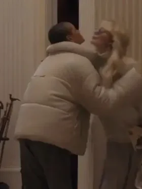 Jordan Alexander Season 02 Gossip Girl White Puffer Jacket Overveiw