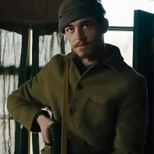 Fiennes Tiffin The Ministry of Ungentlemanly Warfare Green Jacket