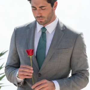 The Bachelor S28 Finale Joey Graziadeis Grey Suit