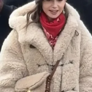 Emily In Paris S04 Lily Collins Off White Coat