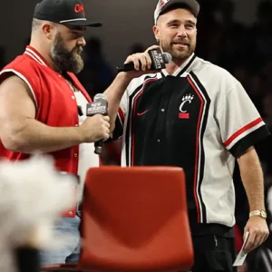 Travis Kelce New Heights Live Shirt