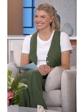 Amanda Kloots The Talk 2024 Cotton Vest