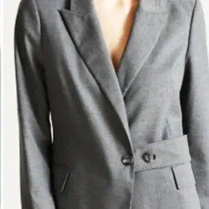 Emma Averill Insomnia 2024 Grey Blazer