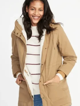 Erin Napier Home Town S08 Brown Parka