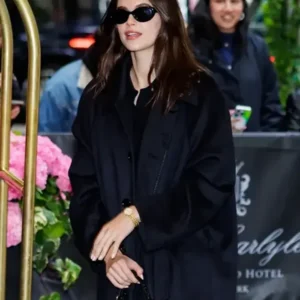 Met Gala 2024 Kaia Gerbers Black Trench Coat