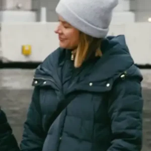 Sarah Rafferty Chicago Med S09 Black Puffer Coat