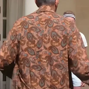 Jeff Goldblum Kaos 2024 Robe