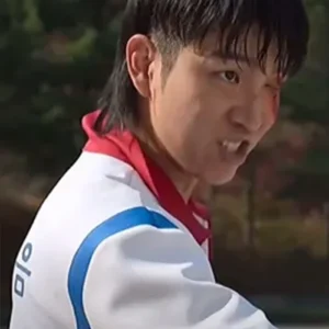 All of Us Are Dead Yoon Gwi Nam White Jacket Back