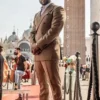 Kevin Hart Lift Suit