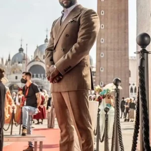 Kevin Hart Lift Suit
