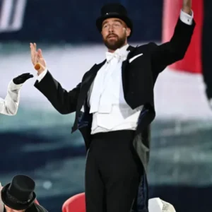 travis kelce suit taylor swift