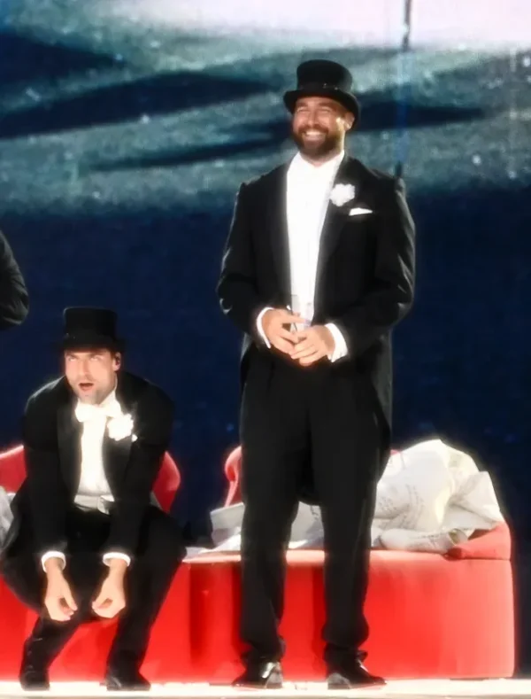 travis kelce suit taylor swift Front