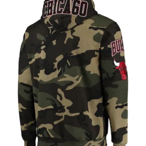 Chicago Bulls Team Pullover Hoodie Camo Back