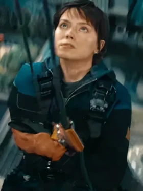 Daisy Ridley Cleaner Black and Blue Jacket