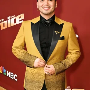 Sofronio Vasquez The Voice S26 Finale Yellow Blazer