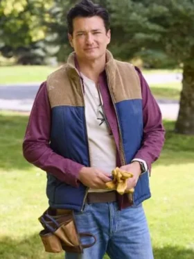 Wes Brown Deck the Walls Vest