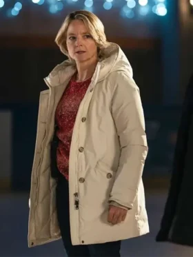 Liz Danvers True Detective S04 White Puffer Jacket