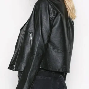 Womens Slim Fitted Black Leather Moto Jacket Sleeves