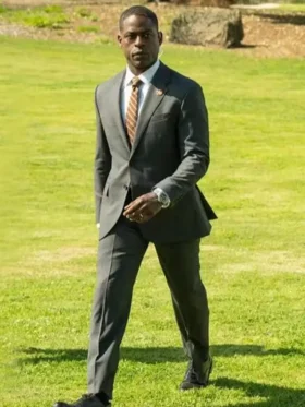 Paradise S01 Xavier Collins Grey Suit