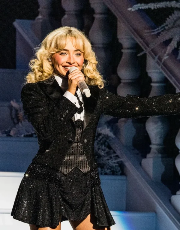 Sabrina Carpenter Grammy Awards 2025 Black Sequin Blazer