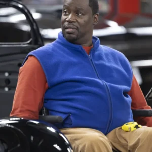 Shifting Gears S01 Daryl Mitchell Blue Vest