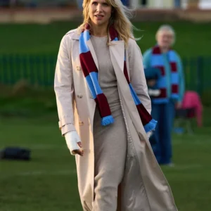 Amandaland S01 Amanda Beige Coat