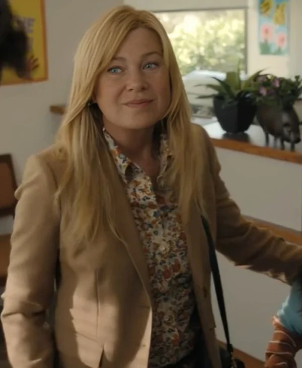 Good American Family S01 Ellen Pompeo Brown Blazer Front