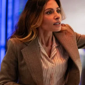 Paradise S01 Dr. Gabriela Torabi Grey Blazer