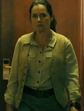 Prime Target S01 Professor Andrea Lavin Beige Vest Back