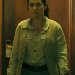 Prime Target S01 Professor Andrea Lavin Beige Vest Back