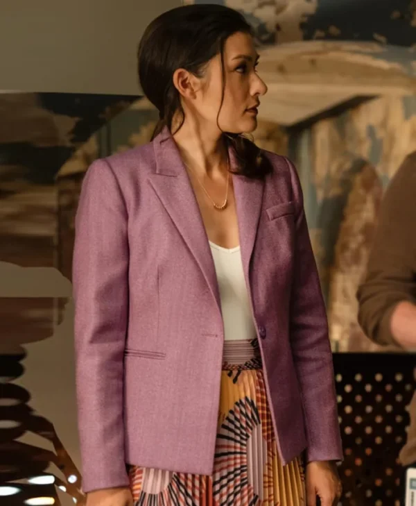 Watson S01 Inga Schlingmann Purple Blazer Side