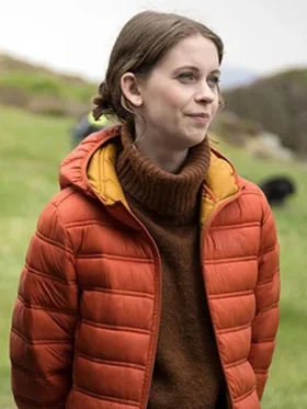 An t-Eilean S01 Sorcha Groundsell Red Puffer Jacket
