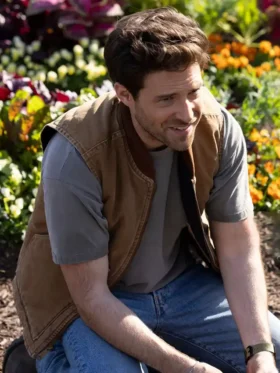 Grosse Pointe Garden Society S01 Ben Rappaport Brown Vest
