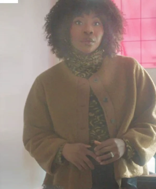 Happy Face S01 Tamera Tomakili Sherpa Jacket Side