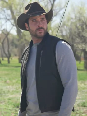 Ransom Canyon S01 Jack Schumacher Black Vest