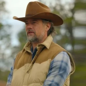 Ransom Canyon S01 Josh Duhamel Puffer Vest Back