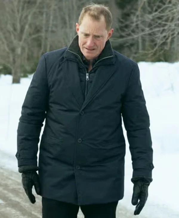 The Breakthrough S01 Peter Eggers Black Coat Side