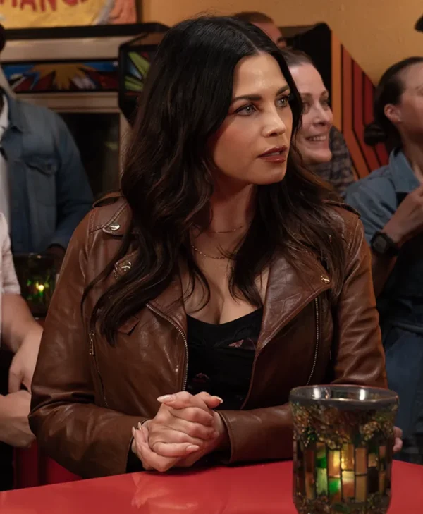 The Rookie S07 Jenna Dewan Leather Jacket Side
