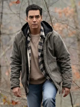 Will Trent S03 Ramon Rodriguez Hooded Jacket Side
