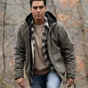 Will Trent S03 Ramon Rodriguez Hooded Jacket Side