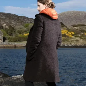 An t-Eilean S01 Sorcha Groundsell Brown Wool Coat