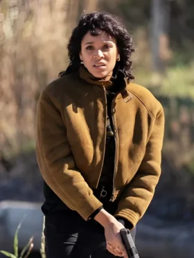 Last Bullet 2025 Stéfi Celma Brown Jacket Side