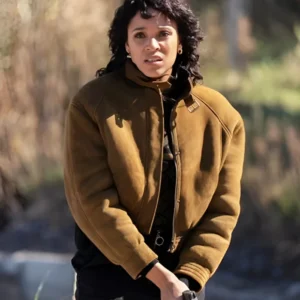 Last Bullet 2025 Stéfi Celma Brown Jacket Side